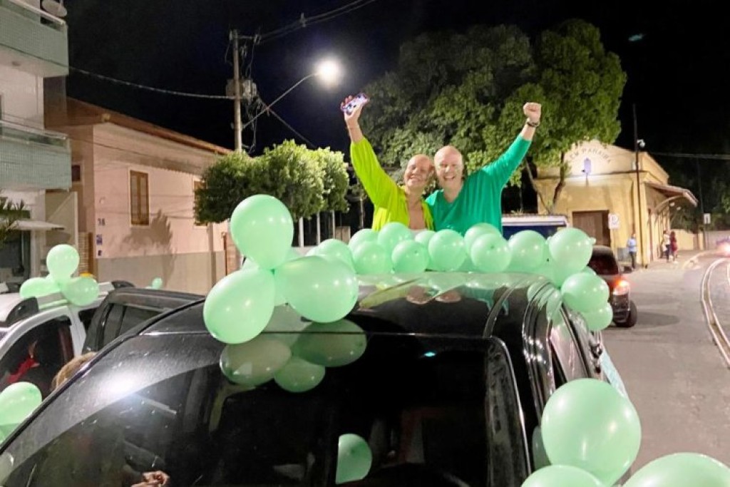 Fim da quimio comemorado em carreata