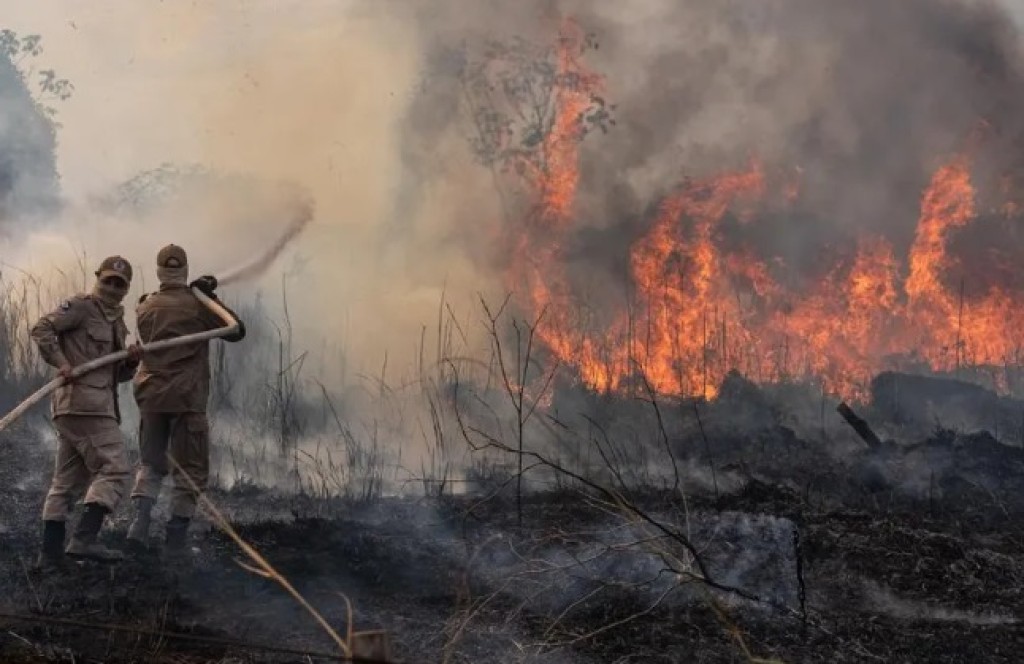 Mato Grosso amplia período de queimadas até o dia 30