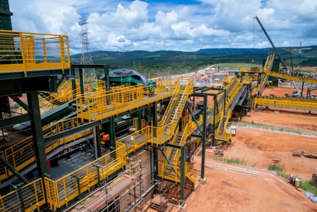 R$ 1 bilhão em ações sociais no Vale