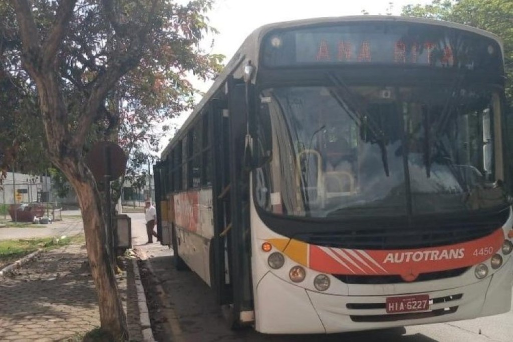 Frota sucateada em Timóteo