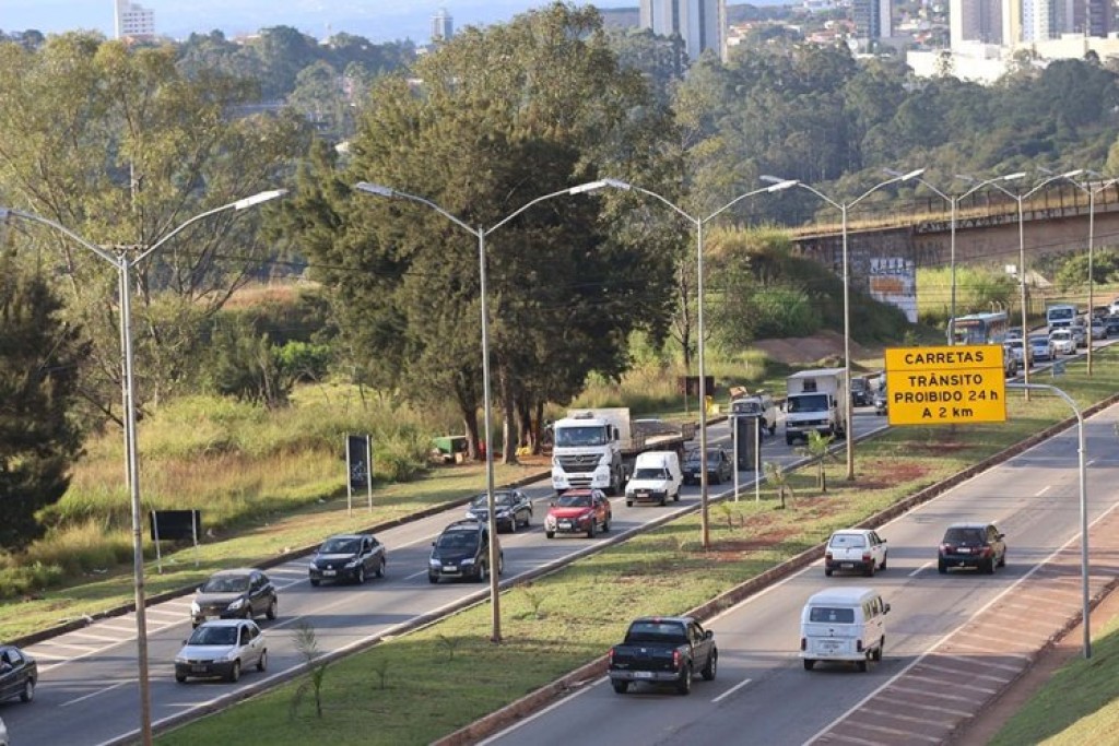 R$ 300 mi na "Rodovia do minério"