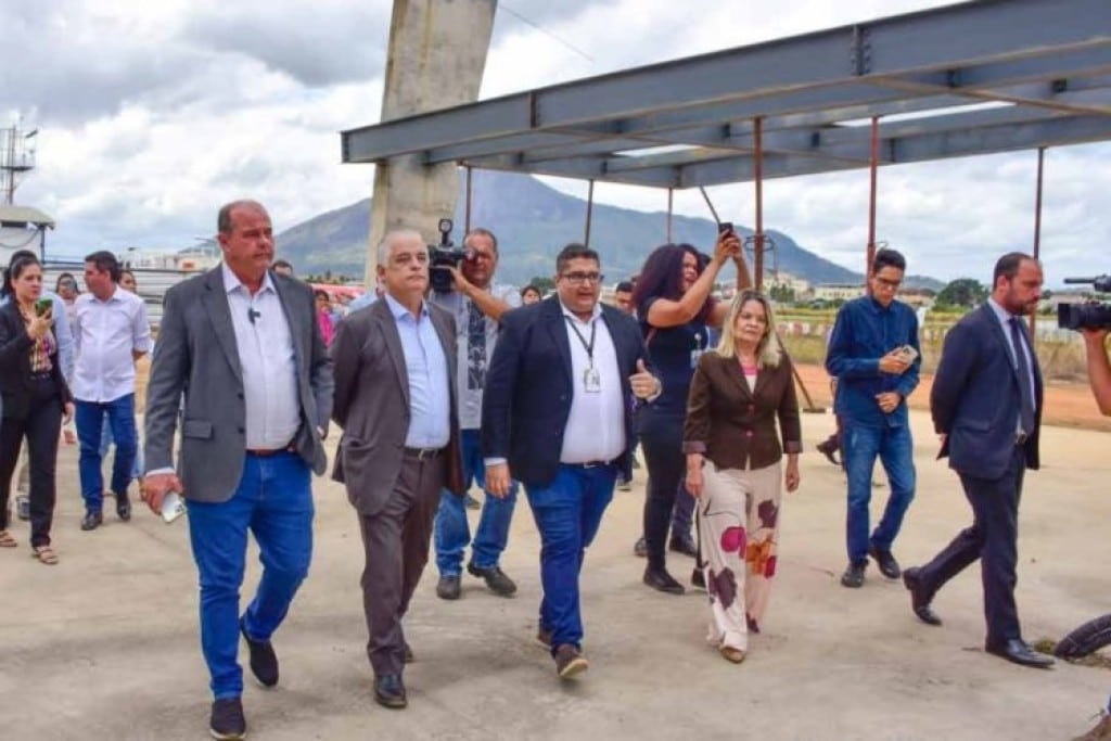 Governo vai concluir aeroporto de Valadares