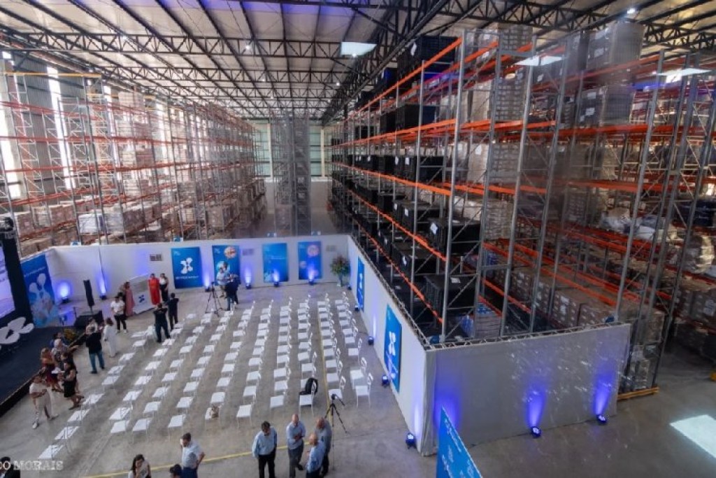Farmacêutica inaugura unidade em Valadares