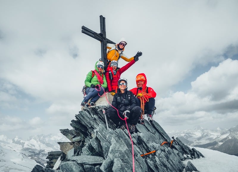 Suíça anuncia campanha 100% women: maior equipe de montanhistas