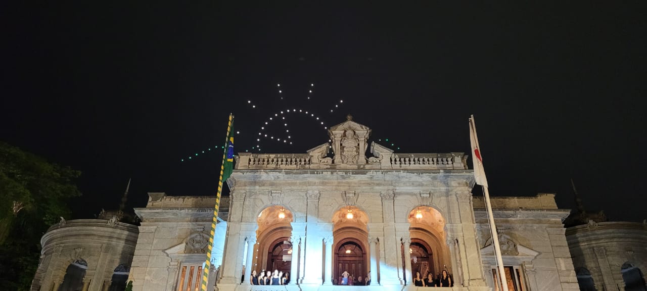 Show de drones e espetáculo musical celebram 'Modos de Fazer o Queijo Minas'