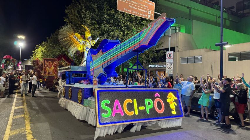 Poços de Caldas terá pré-carnaval com desfiles das escolas de samba