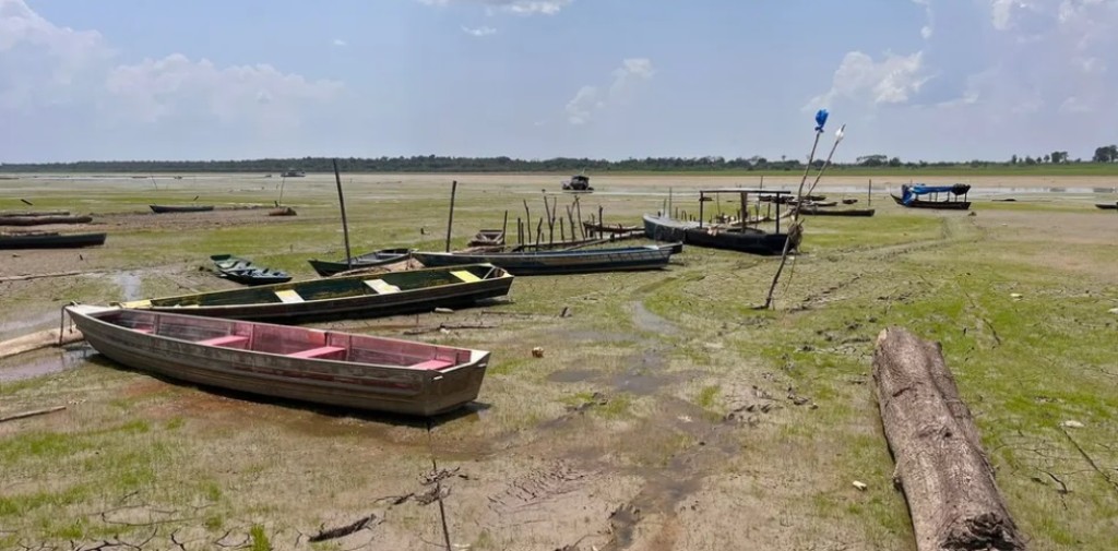 Pescadores do Amazonas, Acre e Rondônia pedem socorro por causa da seca