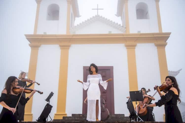 Orquestra Ouro Preto presta tributo a Vander Lee, na Serra da Piedade